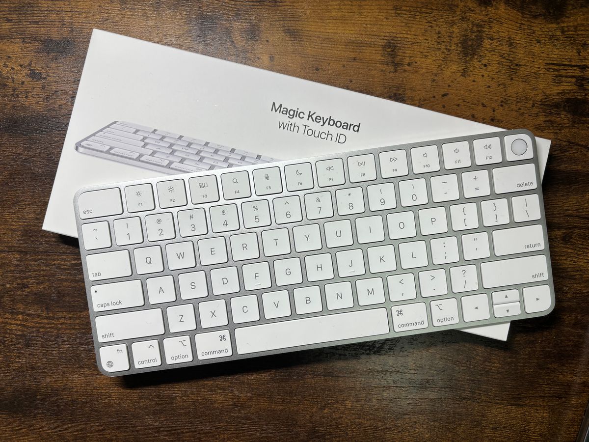 Magic KeyboardのF4をLaunchpadに戻す方法